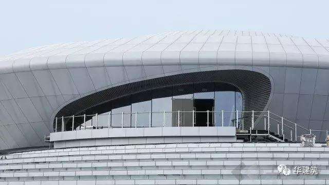 凹凸有致”地强化在地性——昆山电子展示馆和自行车展示馆的图4